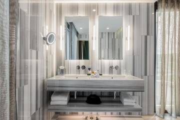 Люкс в Отеле Radisson Collection Hotel, Tsinandali Estate Georgia